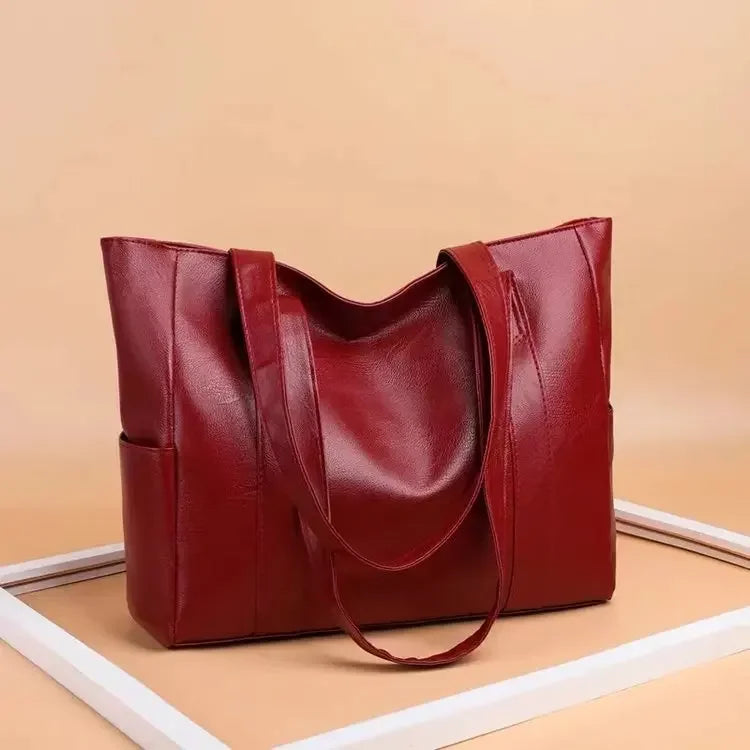 Grace’s Minimalist Luxe | Soft Leather Shoulder Bag